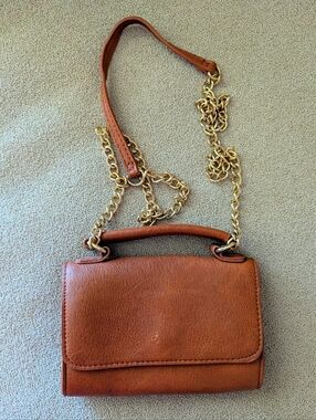 FOREVER 21 Brown Leather Crossbody Bag with Gold Chain Strap
